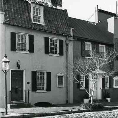 17 Chalmers Street (Pink House)