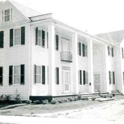 10 Council Street (H.L. Graddick House)