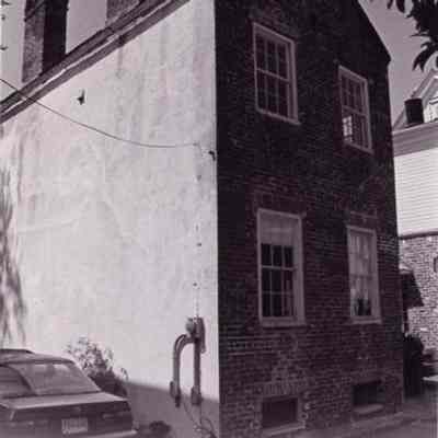 9 Lamboll Street