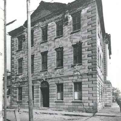 Charleston County Courthouse After the Earthquake (84 Broad Street)