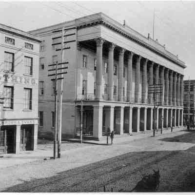 Charleston Hotel