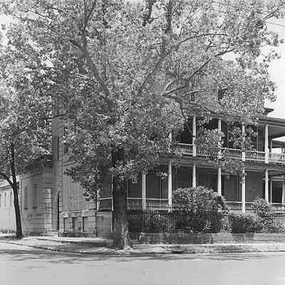Aiken-Rhett House (48 Elizabeth Street)