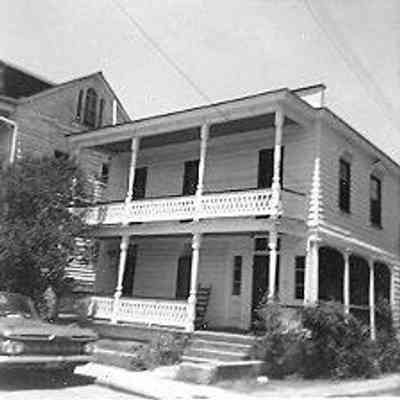 6 George Street