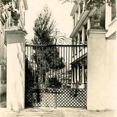 Gate, 47 East Bay Street (Anne Boone House) Gate