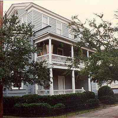 154 Smith Street (a/k/a 78 Radcliffe Street)