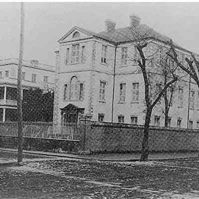Judge King House/Radcliffe-King Mansion and Neighboring House (~22-24 George Street)