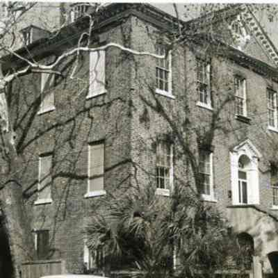 6 Glebe Street (St. Philip's Parsonage House/Bishop Robert Smith House)