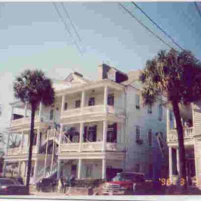 210-212 Calhoun Street (Bethel Tenement House)