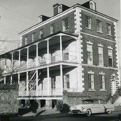 Gadsden-Morris House (329 East Bay Street) Before Restoration