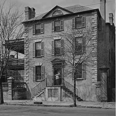 House at 35 Meeting Street [Bull House]