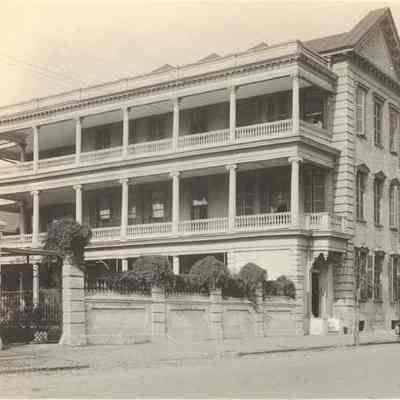 51 East Bay Street (Caspar Christian Schutt House)