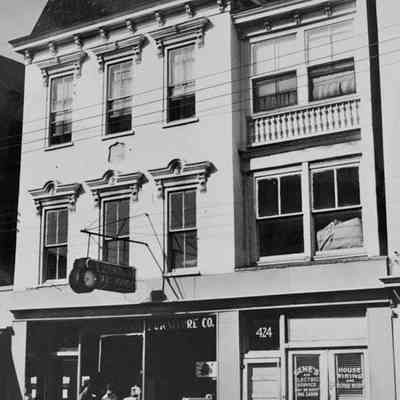 424 King Street (B. Slotchiver & Son Furniture Co. and Gene's Electric Service)