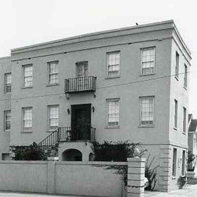 38 Wentworth Street (William C. McElheran House)