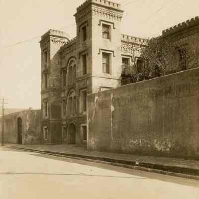 Old City Jail [21 Magazine Street]