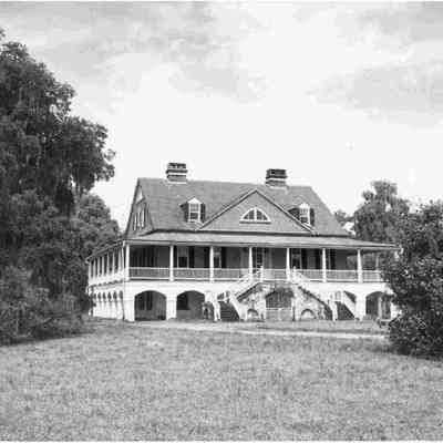 Dean Hall Plantation