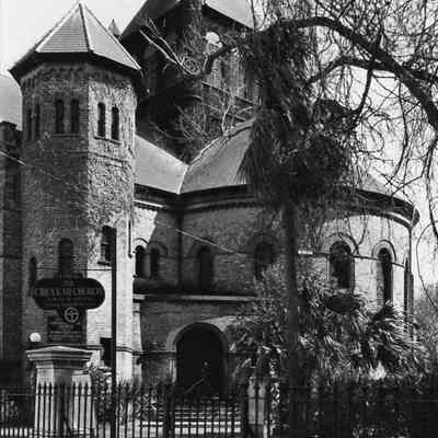 Circular Church [150 Meeting Street].