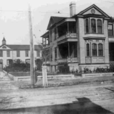 152 Broad Street (Bird-Tiedeman House)