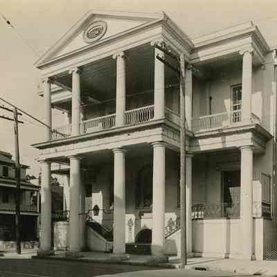 South Carolina Society Hall (72 Meeting Street)