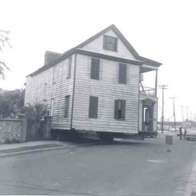 116 Anson Street Being Moved to 39 Laurens Street