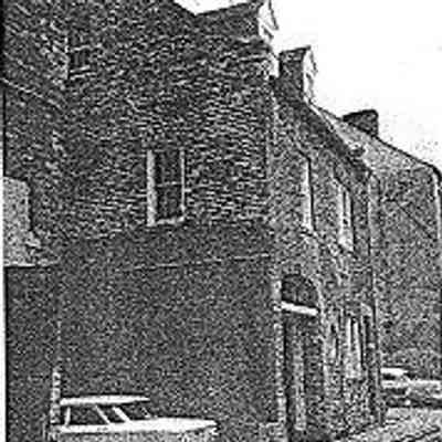 28 Elliott Street