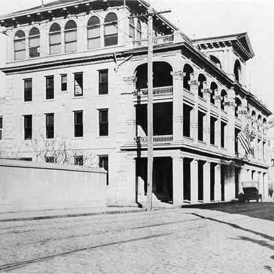 Commercial Club [101 Meeting Street]