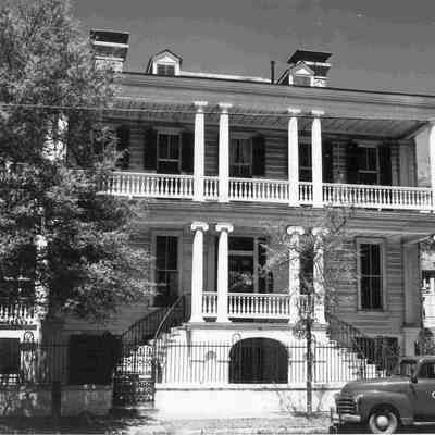 Bennett-Simons House (64 Montagu Street)