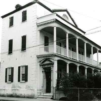 89 Beaufain Street (William G. Steele House)