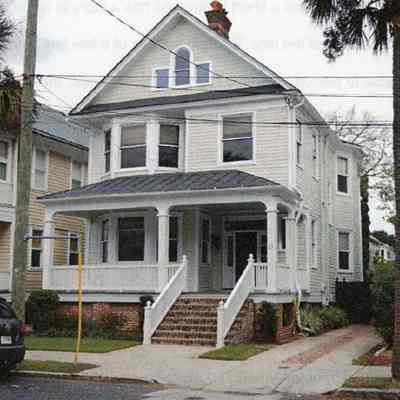 10 Colonial Street (Calhoun Securities House)