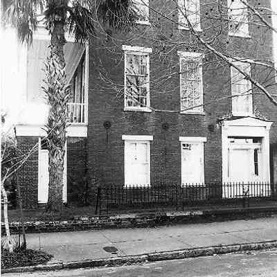 9 Pitt Street (Lanneau House)