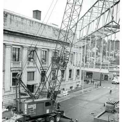 Lewis County Courthouse Annex Construction 1977: Copyright: no; Origformat: Print-Photographic
