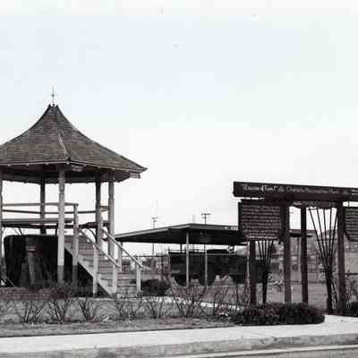 McKinley Stump/Recreation Park/Chehalis, WA 1960s: Copyright: no; Origformat: Print-Photographic