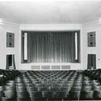 Inside Chehalis Theater/Chehalis,WA/1954: Copyright: no; Origformat: Print-Photographic