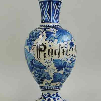 Apothecary Vessel, "Radic: Jrid: Floreut"