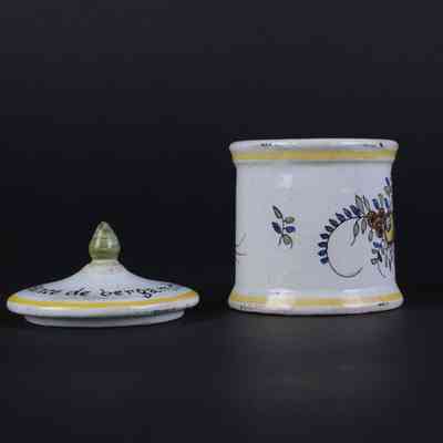 Apothecary Jar, "Essence de Bergamote"