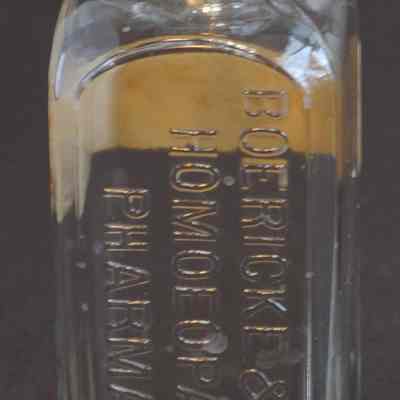 Glass Homeopathy Bottle, Magnesium Phosphate