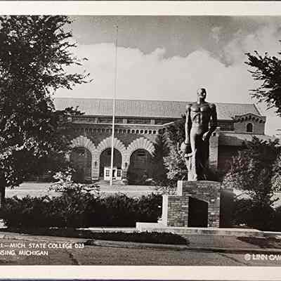 Demonstration Hall and Spartan Statue, Michigan State College, East Lansing, Michigan Postcard