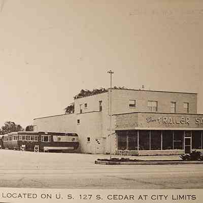 Wes Young Trailer Sales, Lansing, Michigan, Postcard