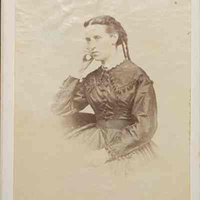 Portrait of a Woman CDV by Engelhart