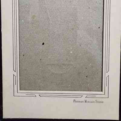 Versluis Studio Empty Frame