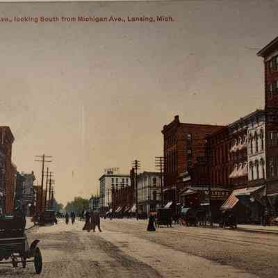 Washington Ave., looking South from Michigan Ave., Lansing, Mich., Postcard