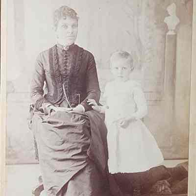 Portrait of a Woman and Child Cabinet Card by Cassey & Whitney