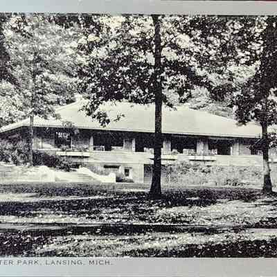 Pavilion, Potter Park, Lansing, Mich. Postcard