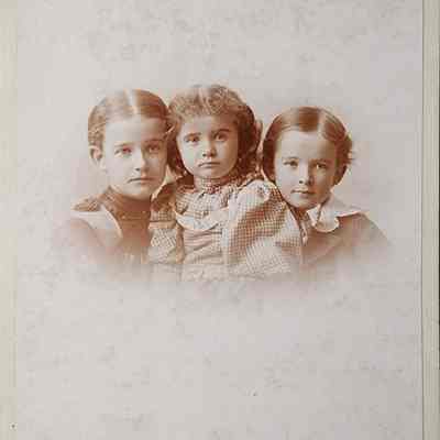 Gus Hume Children Cabinet Card by LeClear