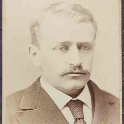 Portrait of a Man CDV by Scotford