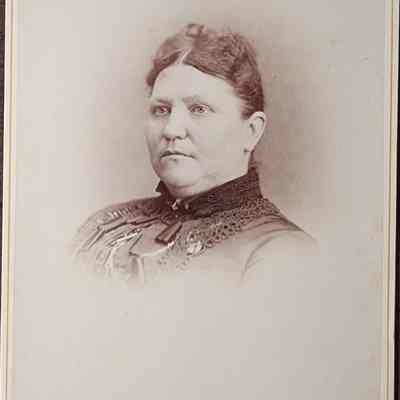 Portrait of a Woman Cabinet Card by Cassey & Riley
