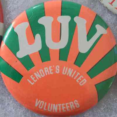 Lenore's United Volunteers Button