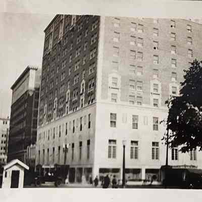 Hotel Olds Snapshot Photo