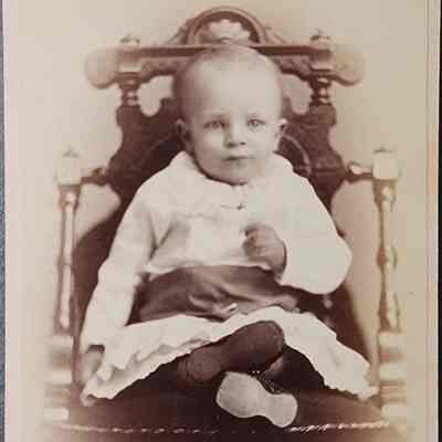 Portrait of a Child CDV by Burdick & Powe
