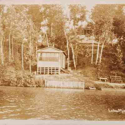 Lake, Mich., Cottage Scene RPPC