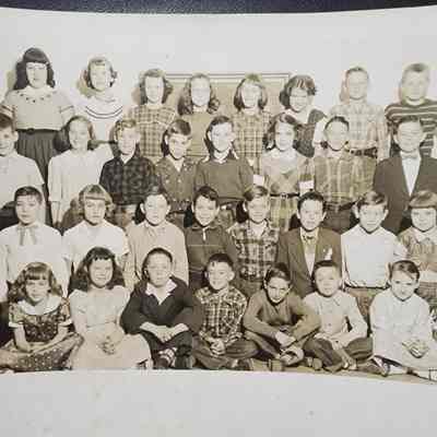 Lansing School Photo by Kowalski
